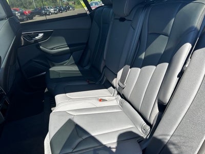2019 Audi Q8 55 Premium
