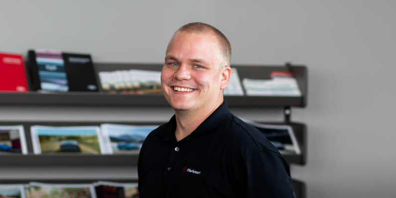 Garion Skarp-Assistant Service Manager