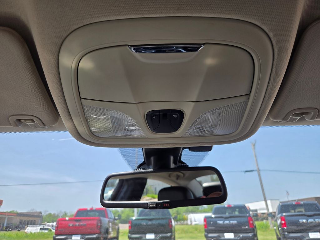 2017 Chrysler 200 Limited Platinum