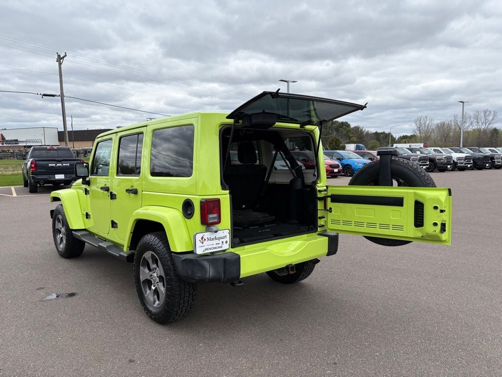 2016 Jeep Wrangler Unlimited Sahara