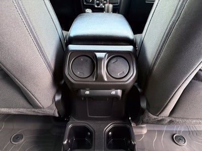 2022 Jeep Wrangler Unlimited Willys 4x4