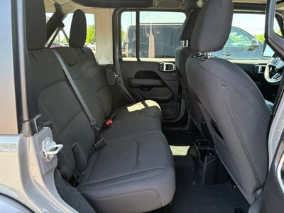 2023 Jeep Wrangler 4-Door Sahara 4x4