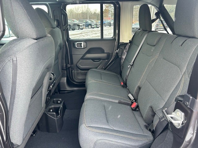 2025 Jeep Wrangler WRANGLER 4-DOOR SAHARA