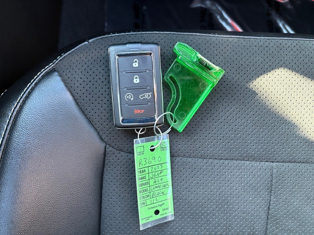 2023 Jeep Grand Cherokee Altitude 4x4