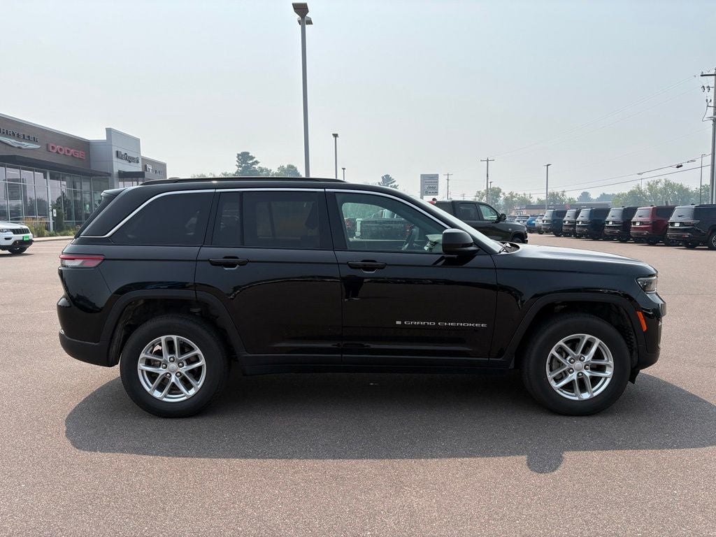 2024 Jeep Grand Cherokee Laredo X 4x4