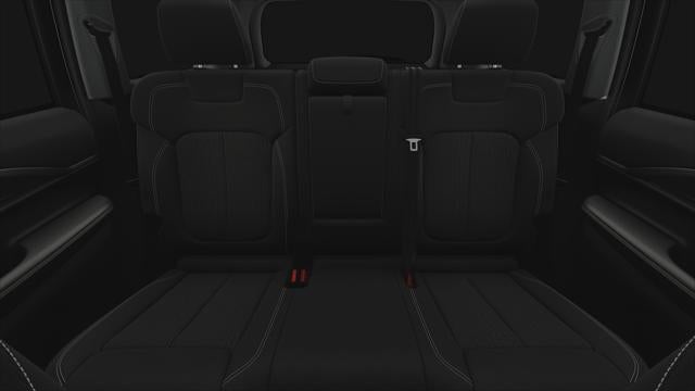 2025 Jeep Grand Cherokee GRAND CHEROKEE LAREDO 4X4