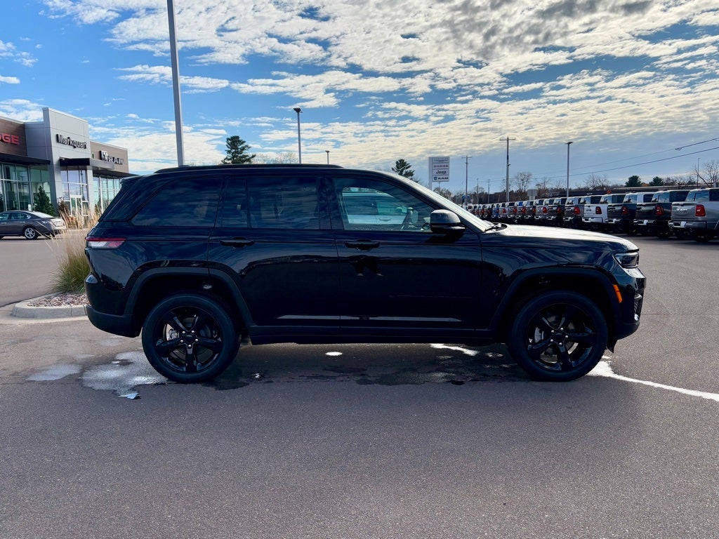 2025 Jeep Grand Cherokee GRAND CHEROKEE ALTITUDE X 4X4