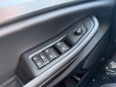 2027 Jeep Grand Cherokee GRAND CHEROKEE LAREDO 4X4