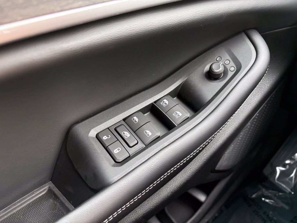 2027 Jeep Grand Cherokee GRAND CHEROKEE LAREDO ALTITUDE 4X4