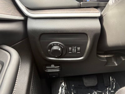 2027 Jeep Grand Cherokee GRAND CHEROKEE LAREDO ALTITUDE 4X4