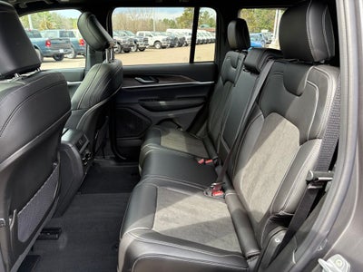 2026 Jeep Grand Cherokee GRAND CHEROKEE LAREDO ALTITUDE 4X4