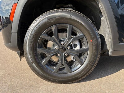 2026 Jeep Grand Cherokee GRAND CHEROKEE LAREDO ALTITUDE 4X4