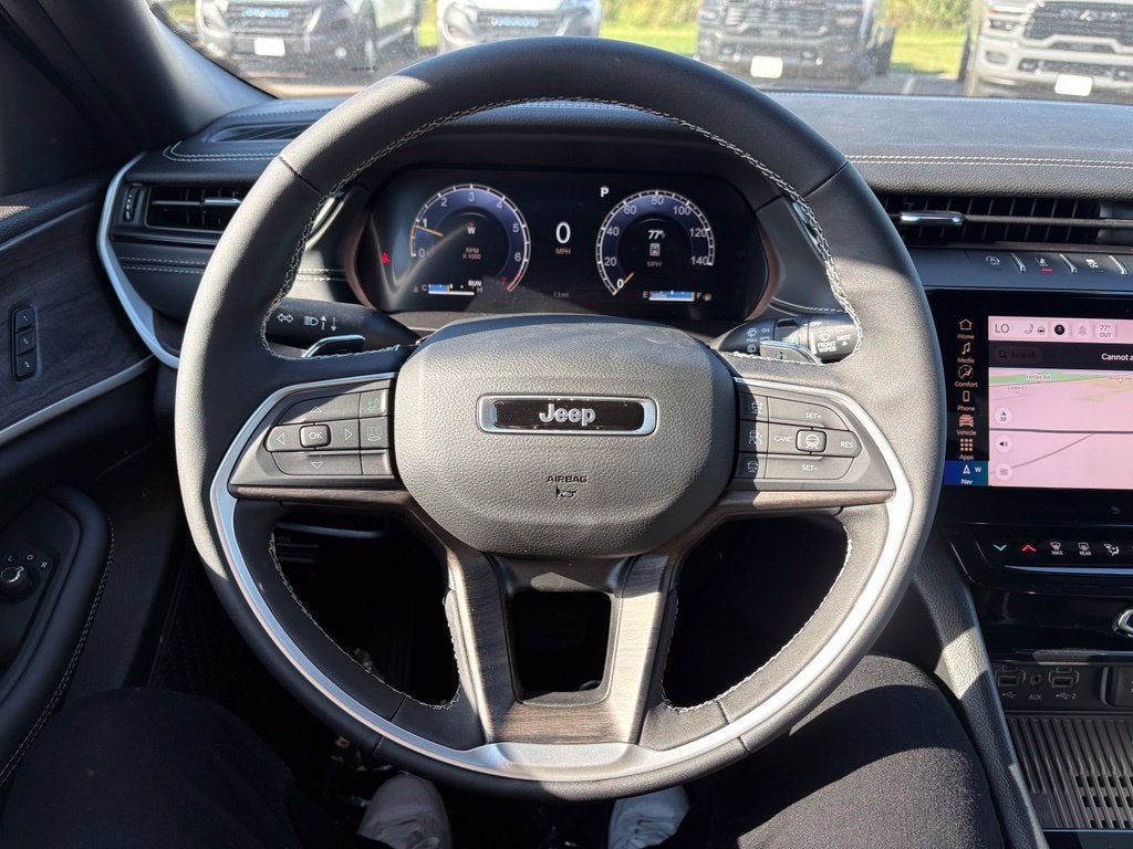 2027 Jeep Grand Cherokee GRAND CHEROKEE LIMITED 4X4