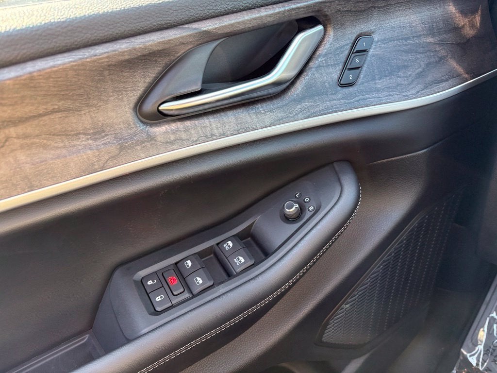 2027 Jeep Grand Cherokee GRAND CHEROKEE LIMITED 4X4