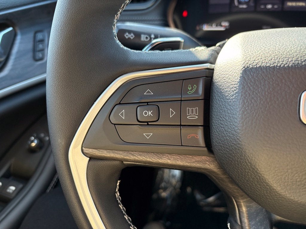 2027 Jeep Grand Cherokee GRAND CHEROKEE LIMITED 4X4