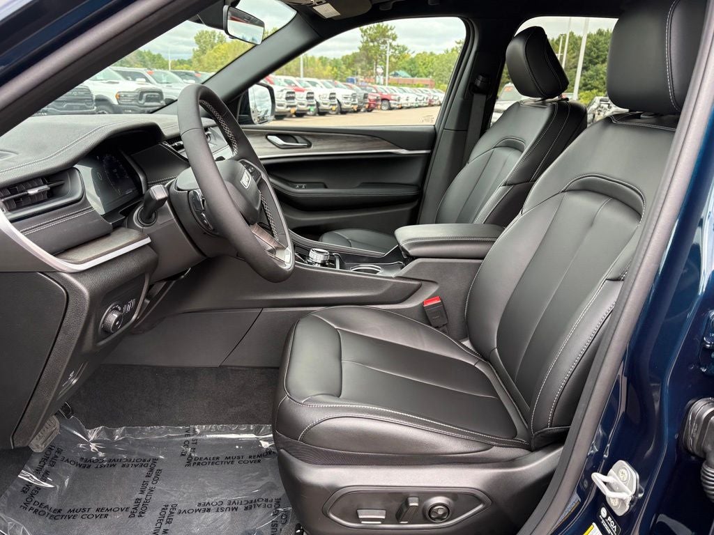 2027 Jeep Grand Cherokee Limited