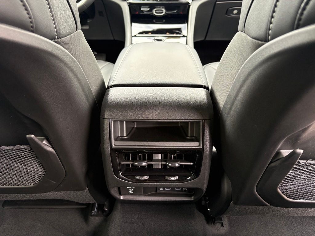 2027 Jeep Grand Cherokee GRAND CHEROKEE LIMITED 4X4