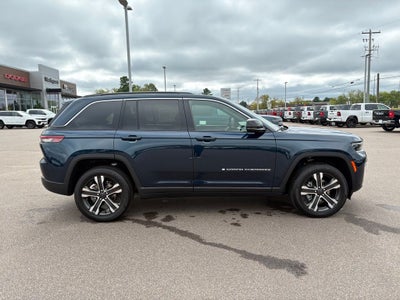 2027 Jeep Grand Cherokee Limited