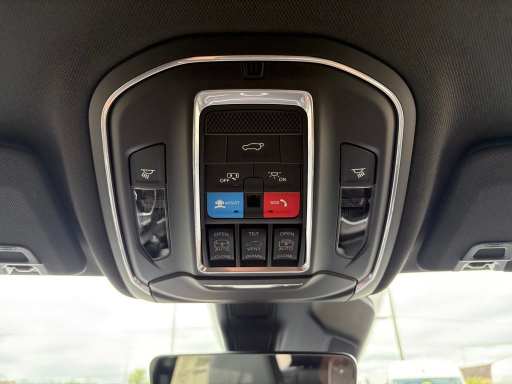 2027 Jeep Grand Cherokee GRAND CHEROKEE LIMITED 4X4
