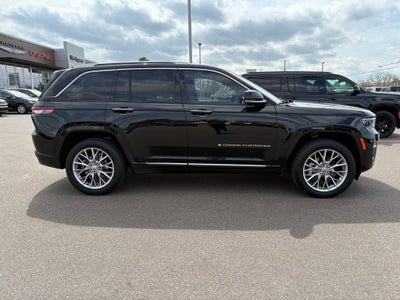 2022 Jeep Grand Cherokee Summit 4x4