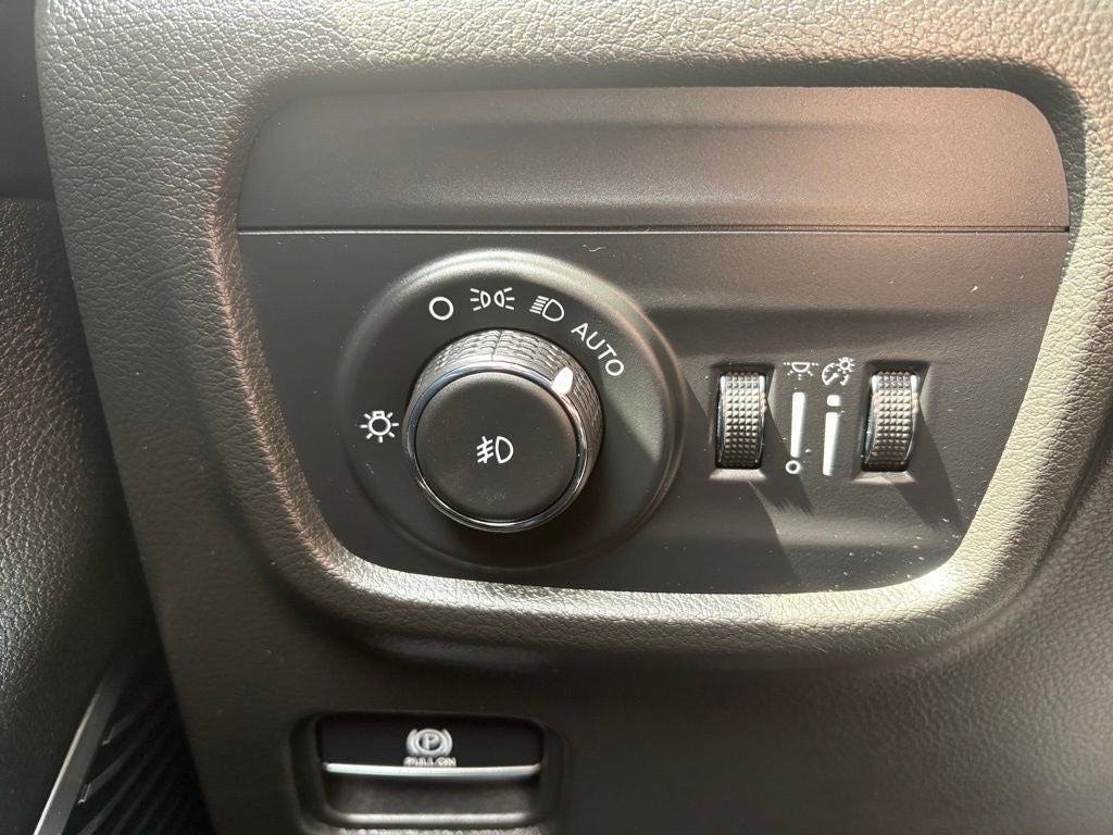 2022 Jeep Grand Cherokee Summit 4x4