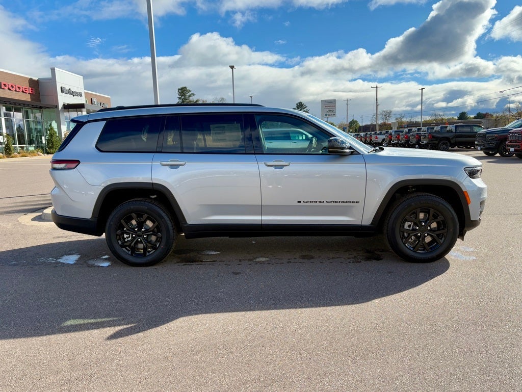 2025 Jeep Grand Cherokee GRAND CHEROKEE L ALTITUDE X 4X4