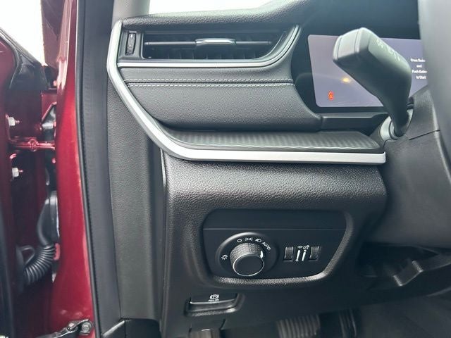 2023 Jeep Grand Cherokee L Laredo 4x4