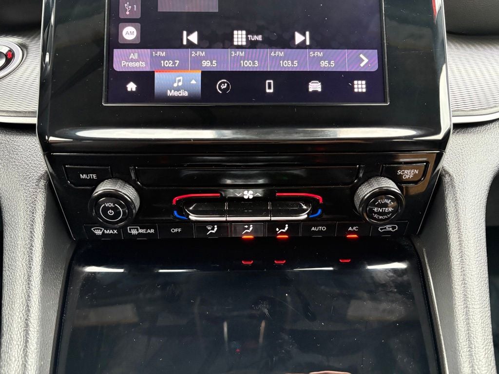2024 Jeep Grand Cherokee L Laredo 4x4