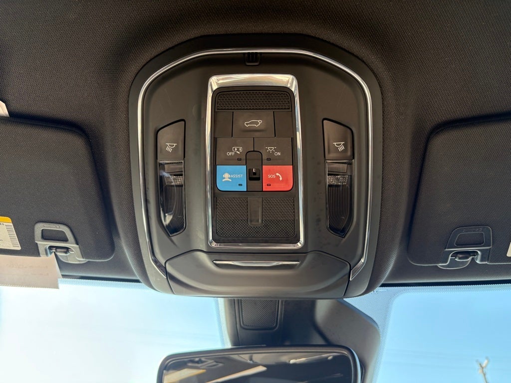 2024 Jeep Grand Cherokee L Altitude 4x4