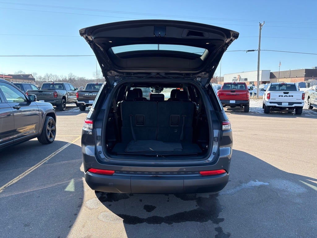 2024 Jeep Grand Cherokee L Altitude 4x4