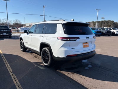 2024 Jeep Grand Cherokee L Altitude 4x4