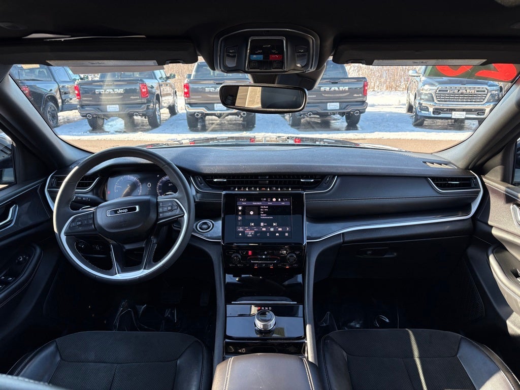 2023 Jeep Grand Cherokee L Altitude 4x4