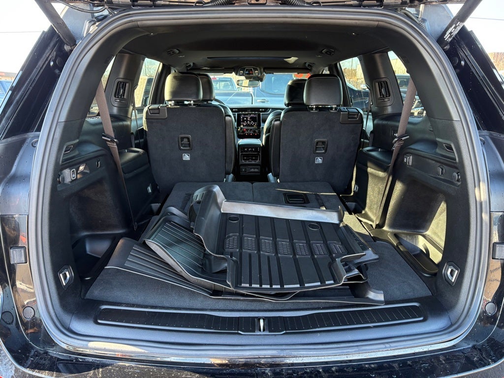 2023 Jeep Grand Cherokee L Altitude 4x4