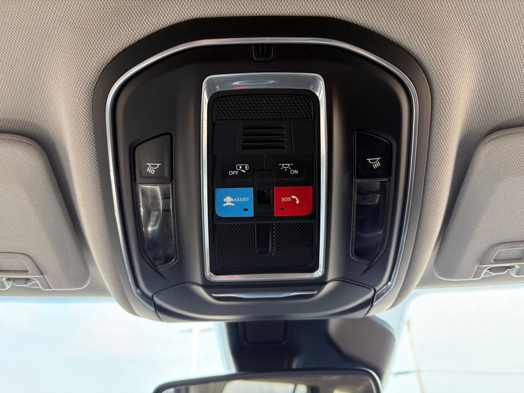 2023 Jeep Grand Cherokee L Laredo 4x4
