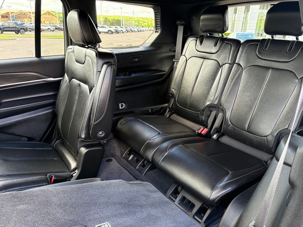 2025 Jeep Grand Cherokee L Limited 4x4