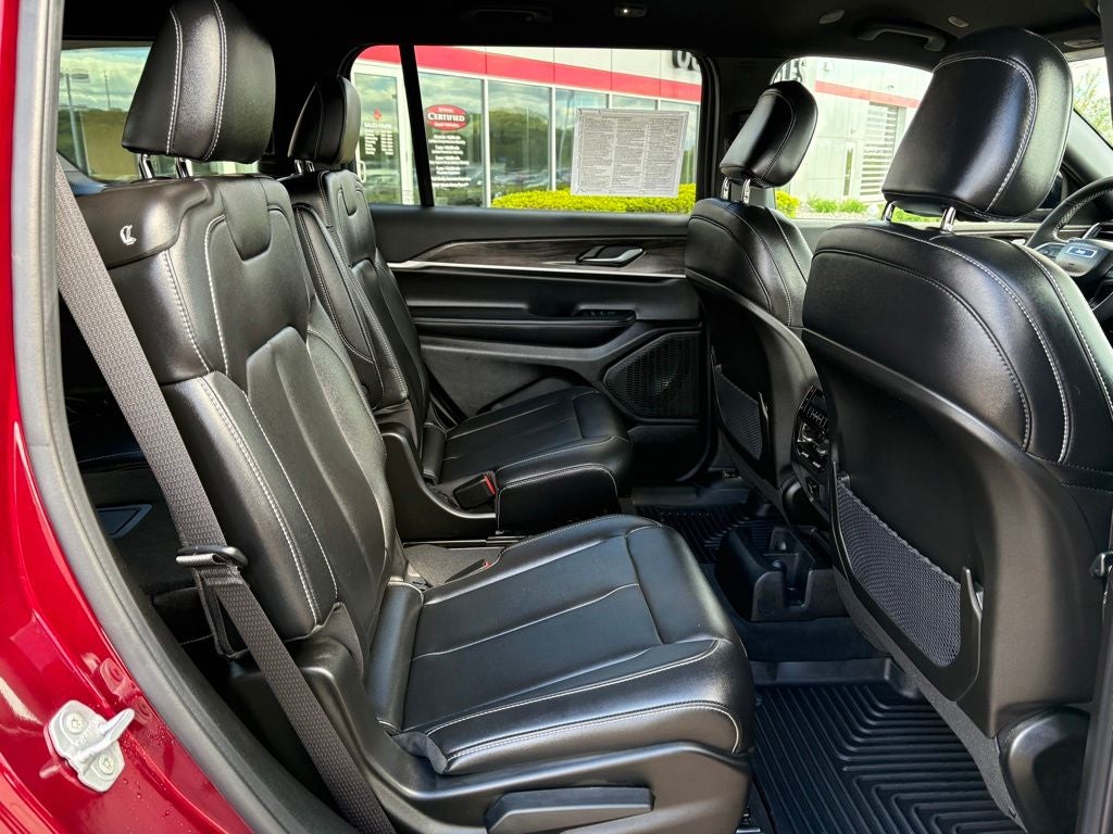 2025 Jeep Grand Cherokee L Limited 4x4