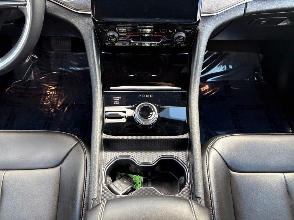 2025 Jeep Grand Cherokee L Limited 4x4