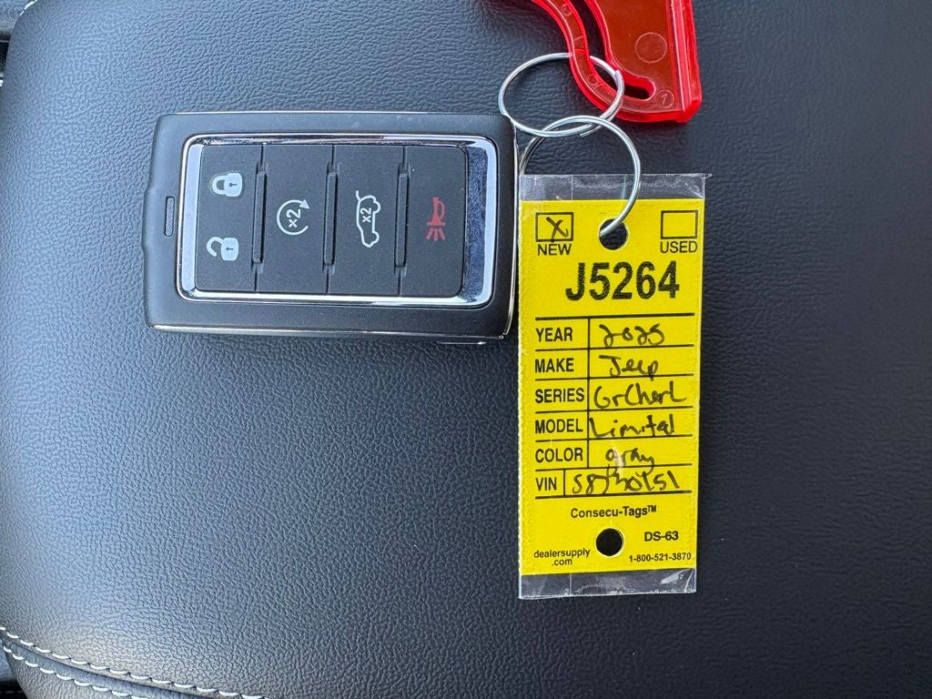 2025 Jeep Grand Cherokee GRAND CHEROKEE L LIMITED 4X4