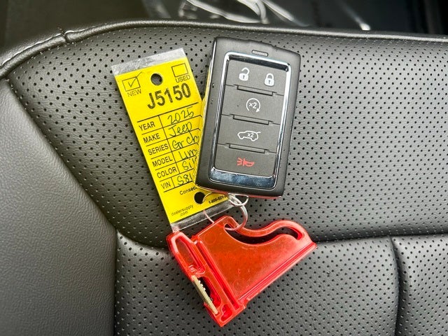 2025 Jeep Grand Cherokee GRAND CHEROKEE L LIMITED 4X4