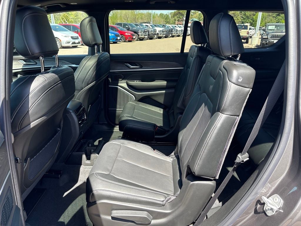 2026 Jeep Grand Cherokee GRAND CHEROKEE L LIMITED RESERVE 4X4
