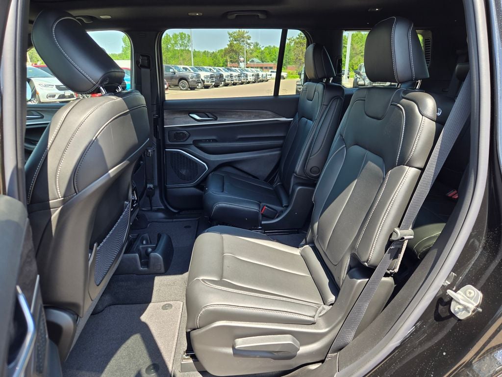 2026 Jeep Grand Cherokee GRAND CHEROKEE L LIMITED 4X4