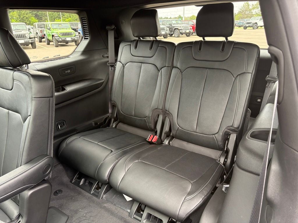 2026 Jeep Grand Cherokee GRAND CHEROKEE L LIMITED RESERVE 4X4