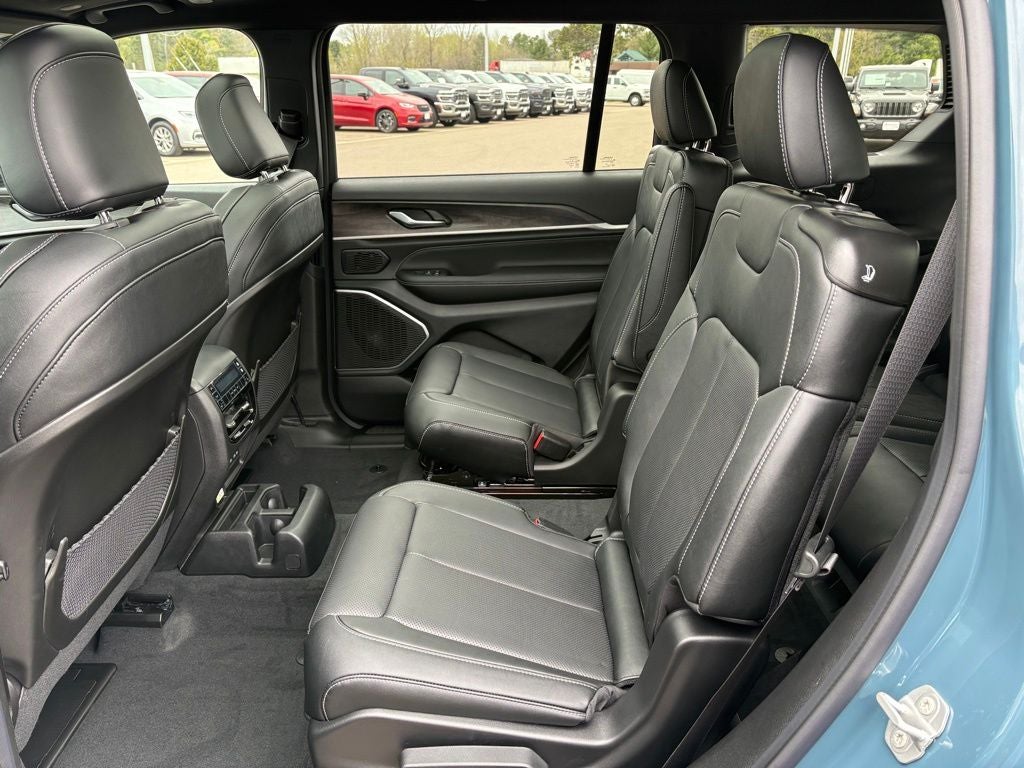 2026 Jeep Grand Cherokee GRAND CHEROKEE L LIMITED RESERVE 4X4
