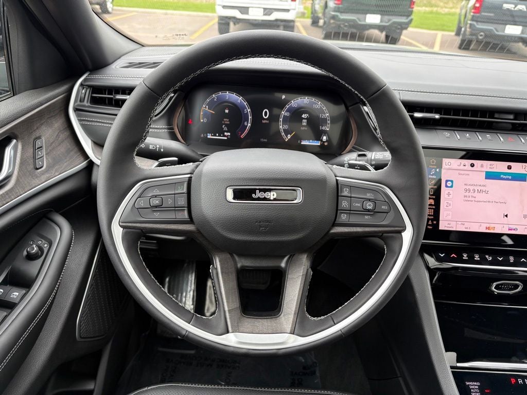 2026 Jeep Grand Cherokee GRAND CHEROKEE L LIMITED RESERVE 4X4