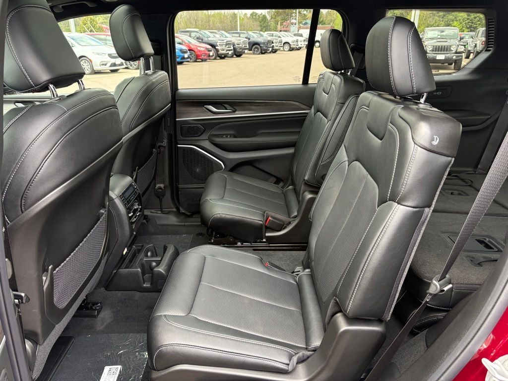 2026 Jeep Grand Cherokee GRAND CHEROKEE L LIMITED RESERVE 4X4