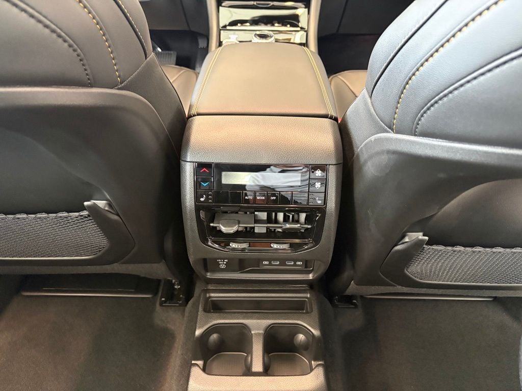 2026 Jeep Grand Cherokee GRAND CHEROKEE L 85TH ANNIVERSARY EDITION 4X4