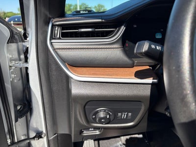 2022 Jeep Grand Cherokee L Summit 4x4