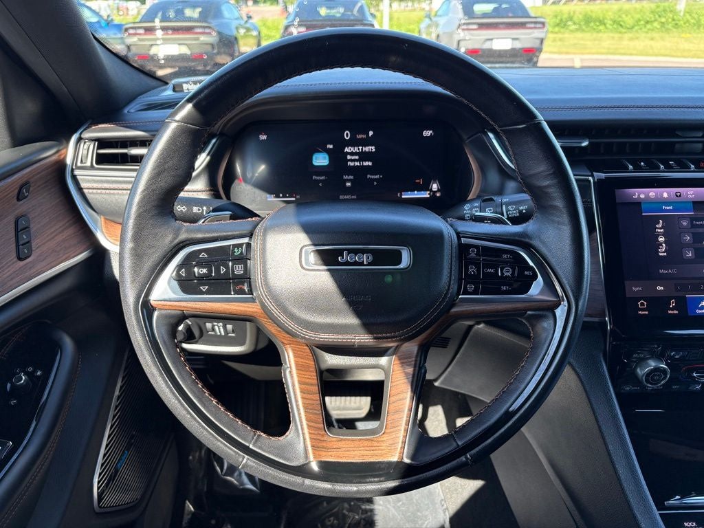 2022 Jeep Grand Cherokee L Summit 4x4