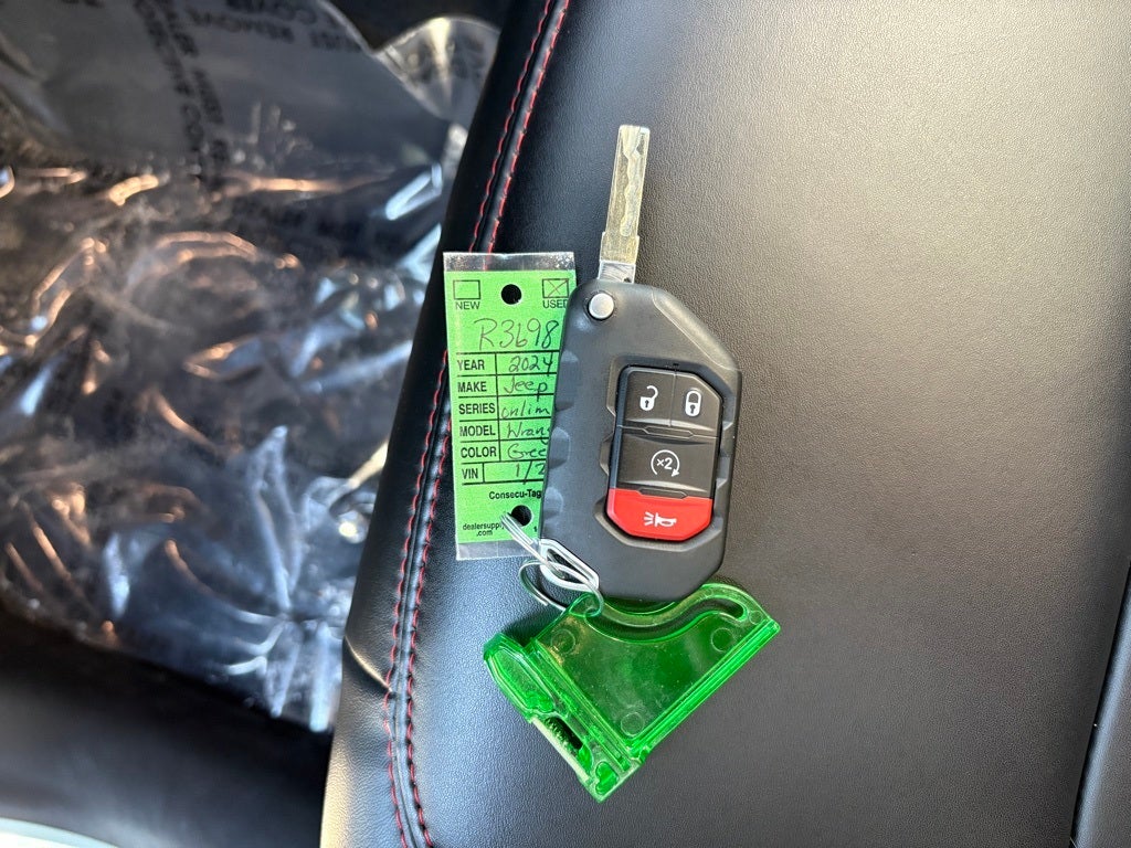 2024 Jeep Wrangler 4-Door Recon 4x4