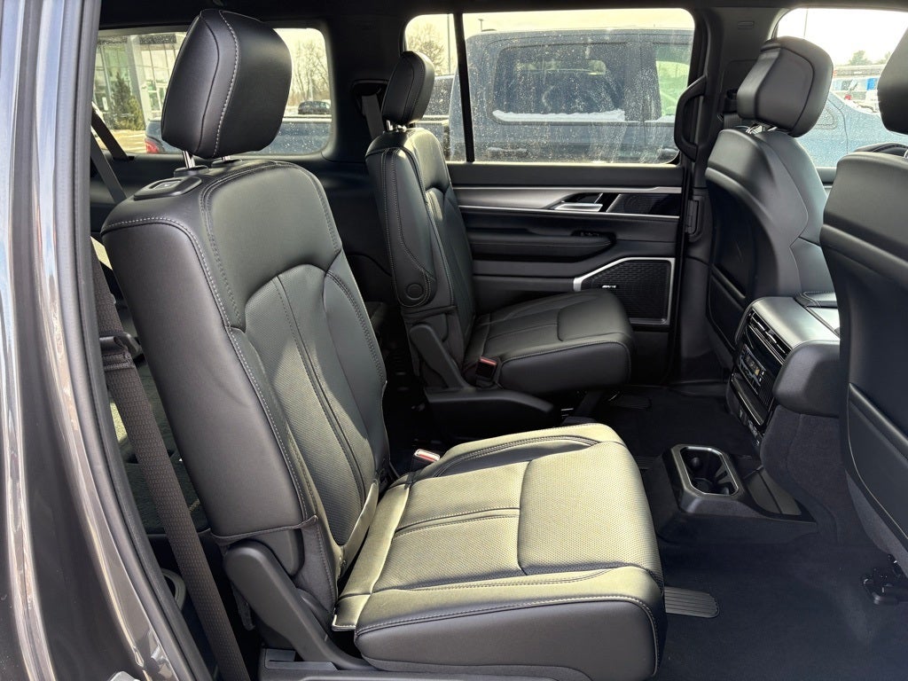 2026 Jeep Grand Wagoneer GRAND WAGONEER L 4X4